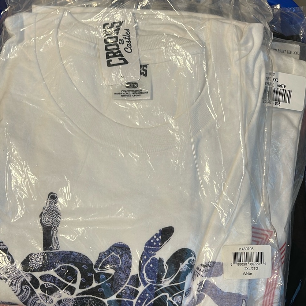Crooks and castles tee